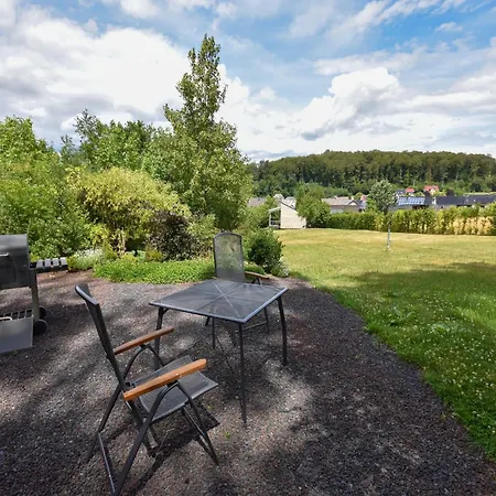 Дом отдыха In Forest With Terrace & Bbq Berlingen