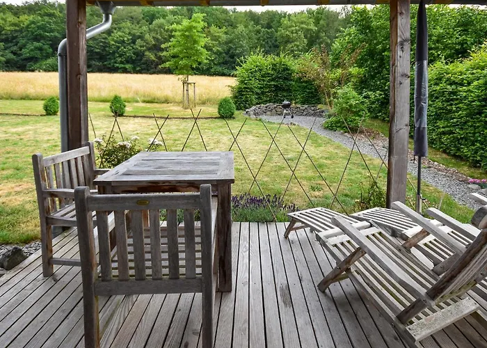 In Forest With Terrace & Bbq Casa de Férias