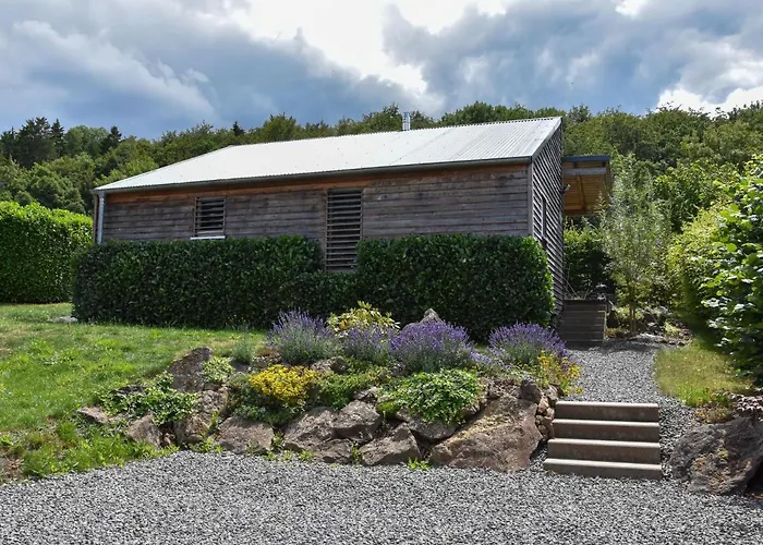 Casa de Férias In Forest With Terrace & Bbq *