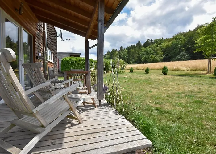 Casa de Férias In Forest With Terrace & Bbq Berlingen